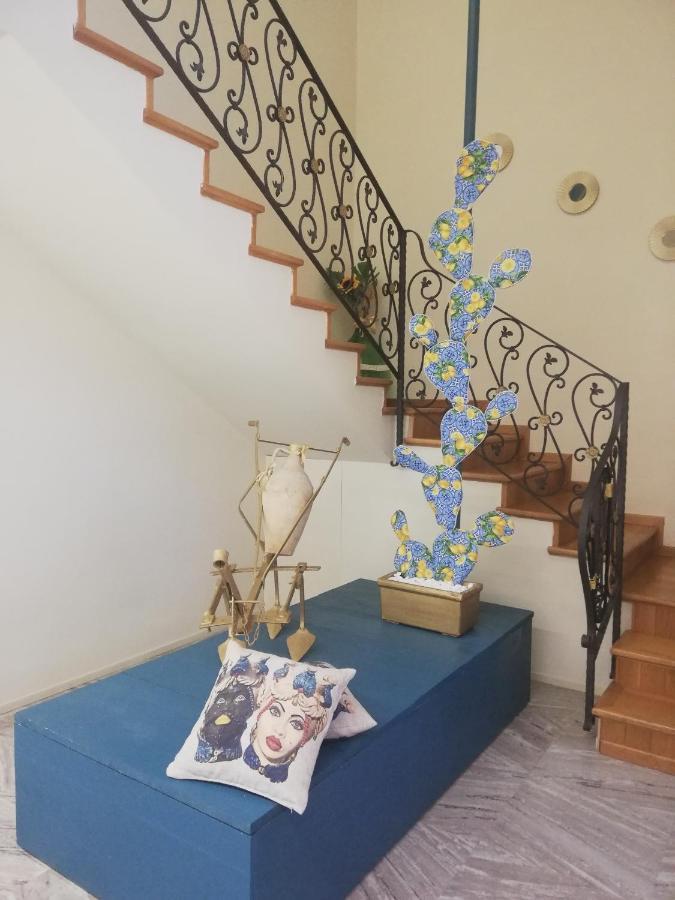 ホテル Casale Di Benedetto カルタジローネ エクステリア 写真